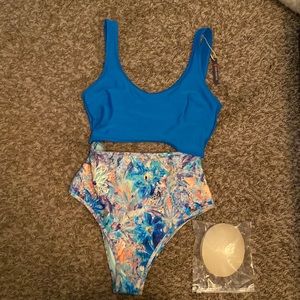 Born primitive one piece medium swimsuit